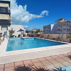 bhost-los-carmenes.hotelsinnerja.org/